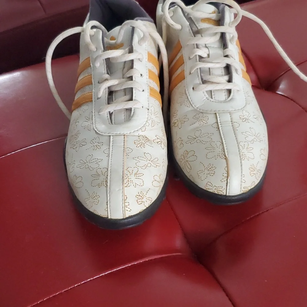 Adidas Golf shoes - Picture 2 of 5